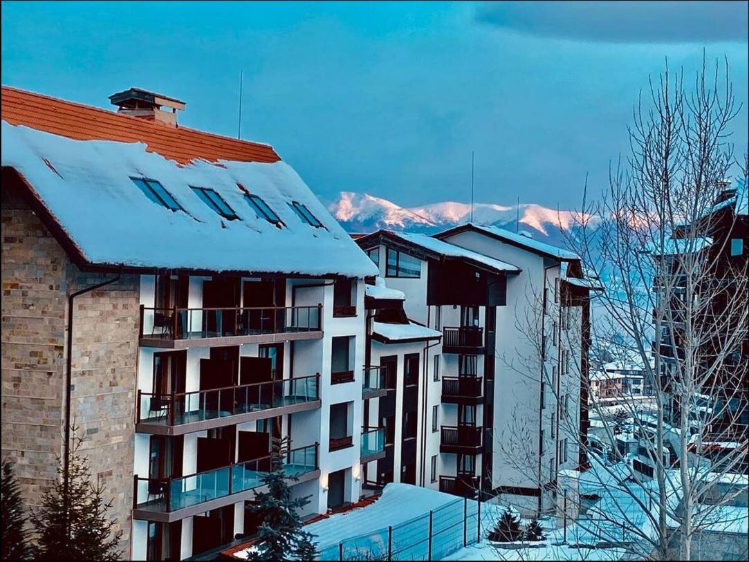 Free Spa В Св. Иван Рилски - Сладък Дом Сред Лукс Bansko Bagian luar foto