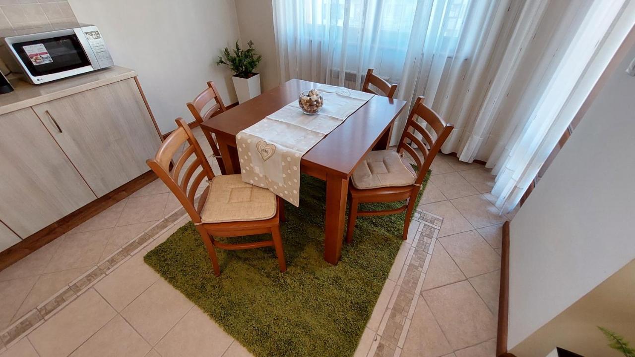 Free Spa В Св. Иван Рилски - Сладък Дом Сред Лукс Bansko Bagian luar foto