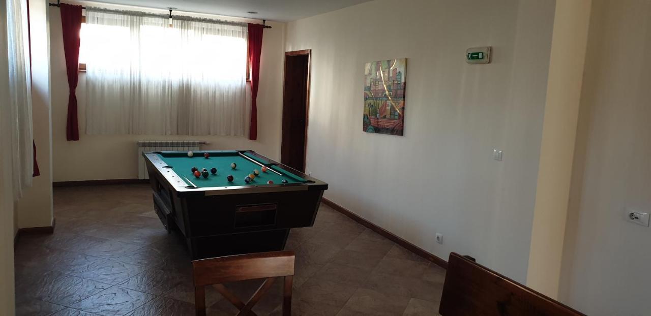 Free Spa В Св. Иван Рилски - Сладък Дом Сред Лукс Bansko Bagian luar foto