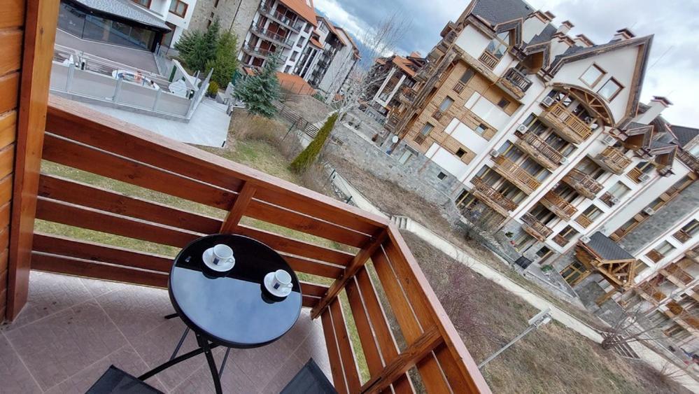 Free Spa В Св. Иван Рилски - Сладък Дом Сред Лукс Bansko Bagian luar foto